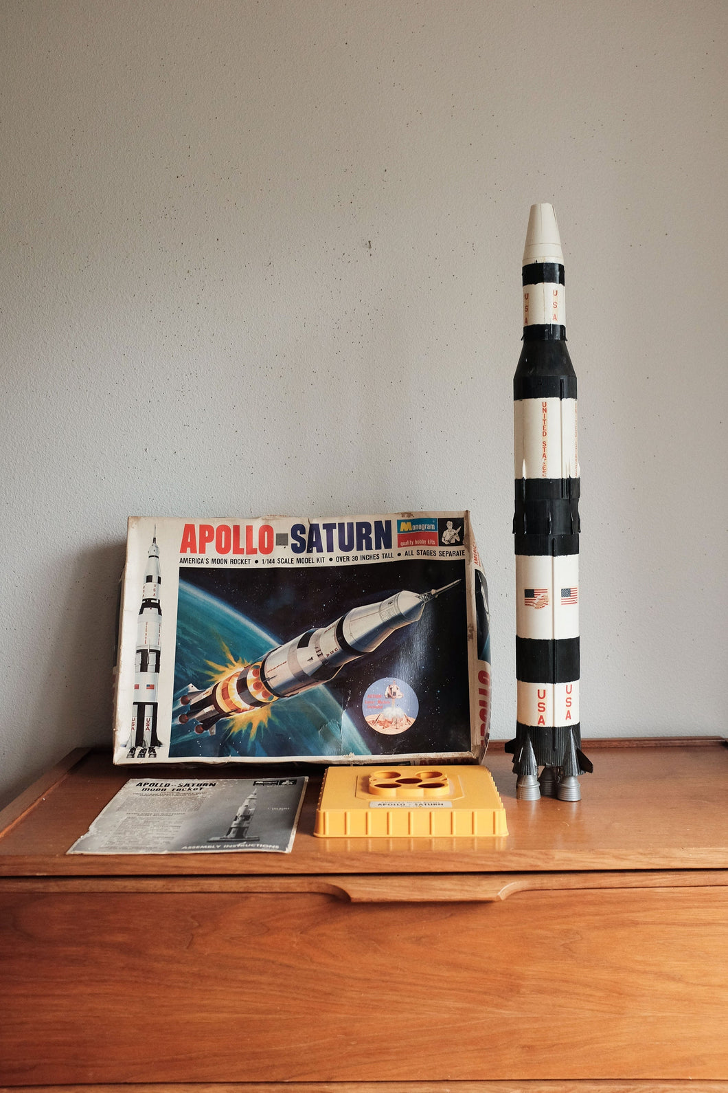 Vintage Monogram Apollo Saturn V Rocket Model