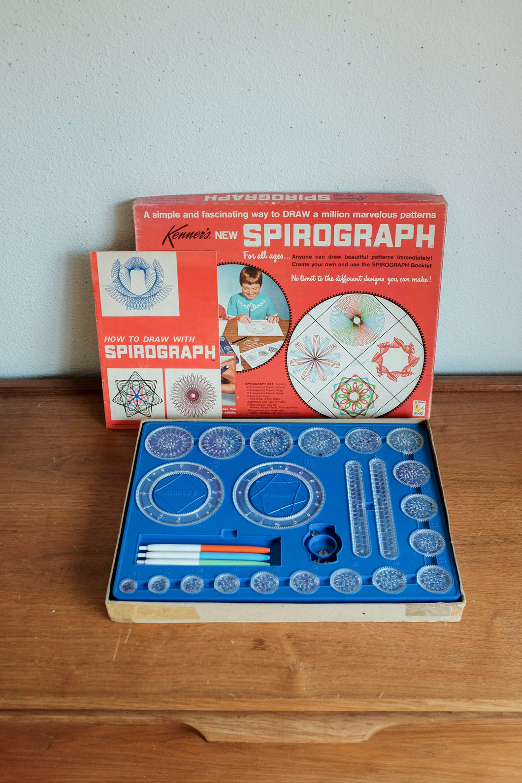 Kit Spirografo / Giochi educativi per bambini / Laser cut vector