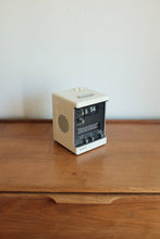 Vintage Sony Digimatic Flip clock AM/FM clock radio