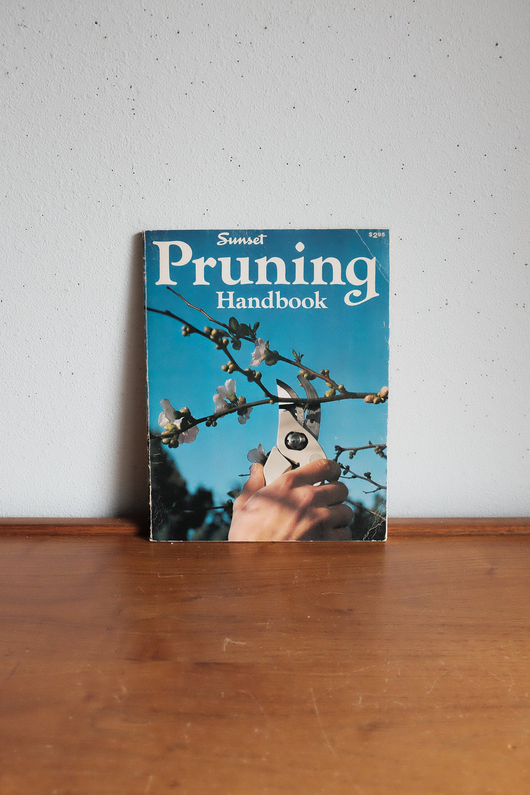 Vintage Sunset Book - Pruning handbook 1978